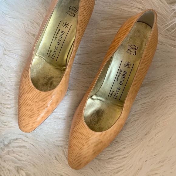Vintage Bruno Magli Heels - Picture 5 of 16